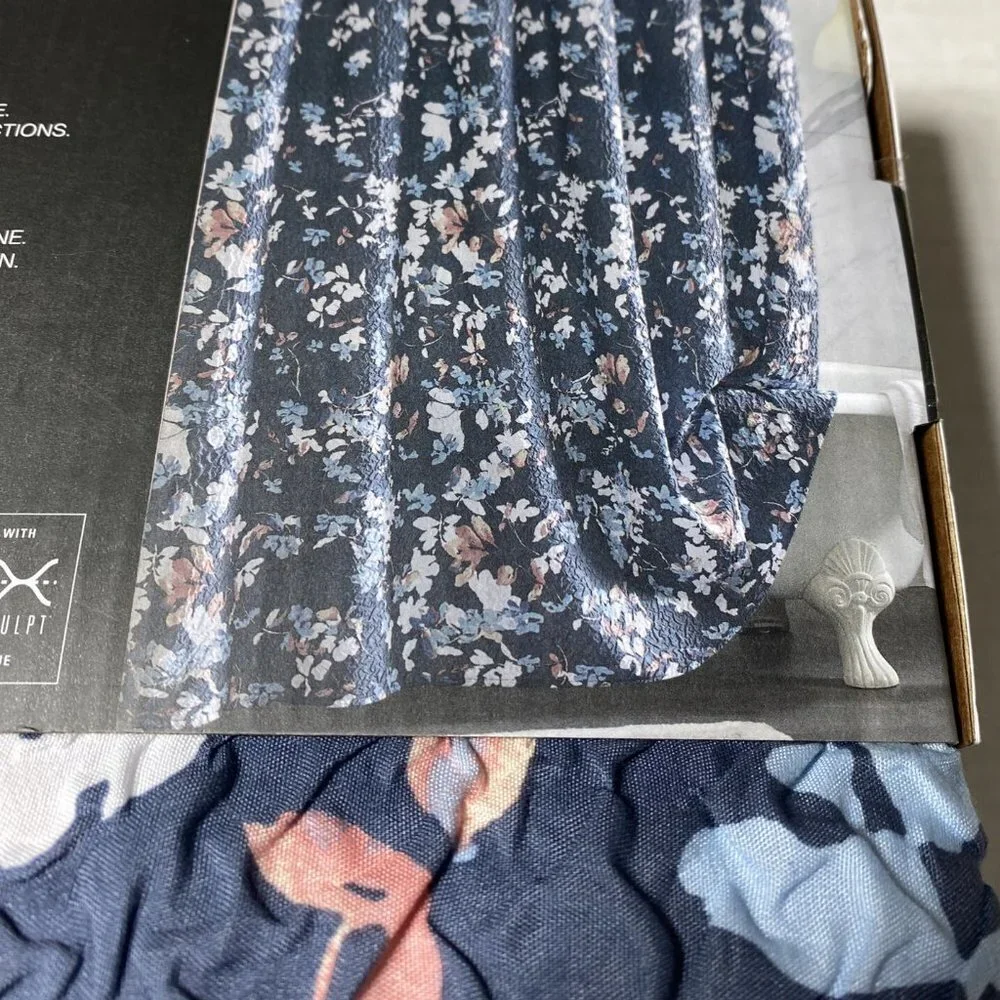 DKNY Jasper Wallflower Microsculpt Gray Floral Fabric Shower Curtain 72